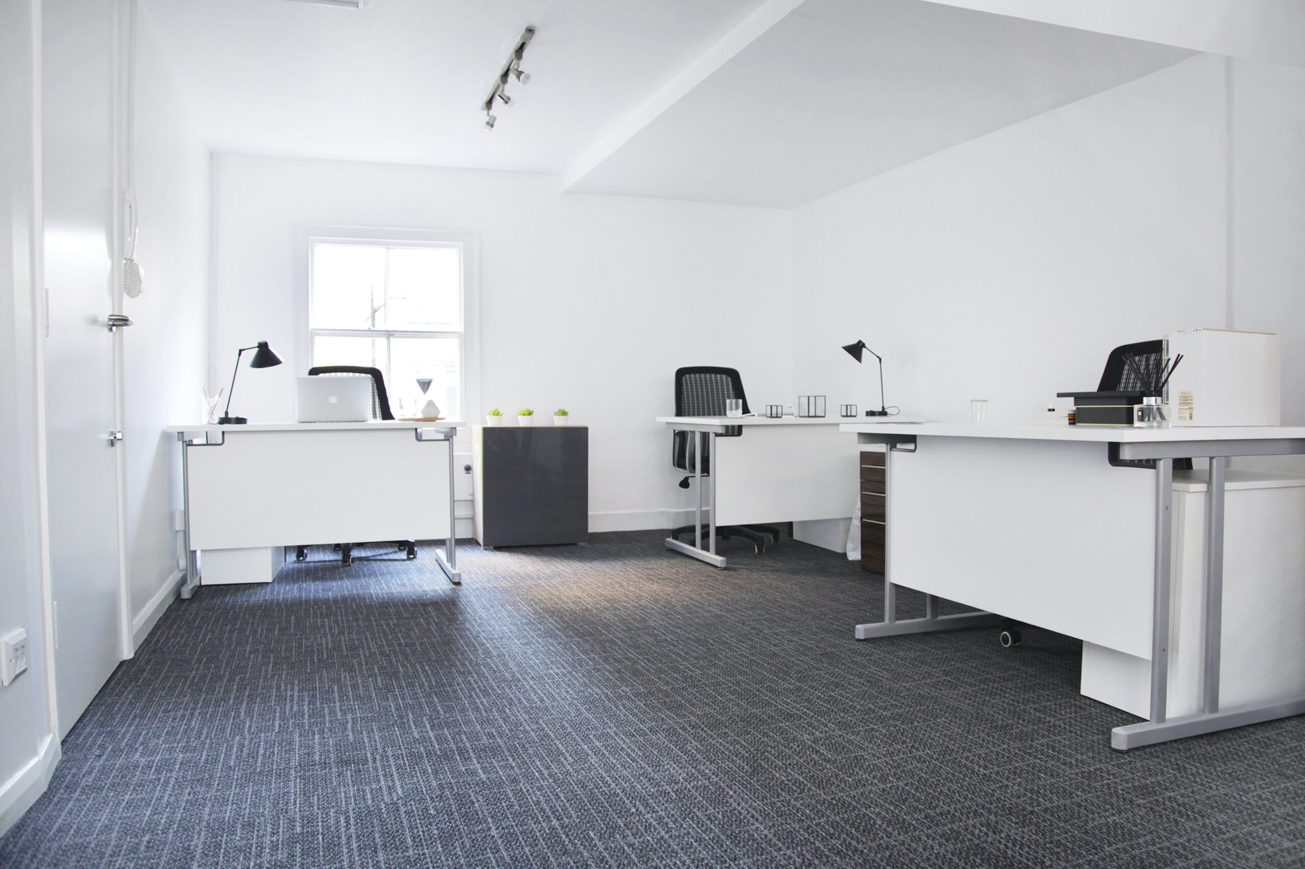 Office - 2nd Floor, Lower James Street, Soho, W1 - Making Moves