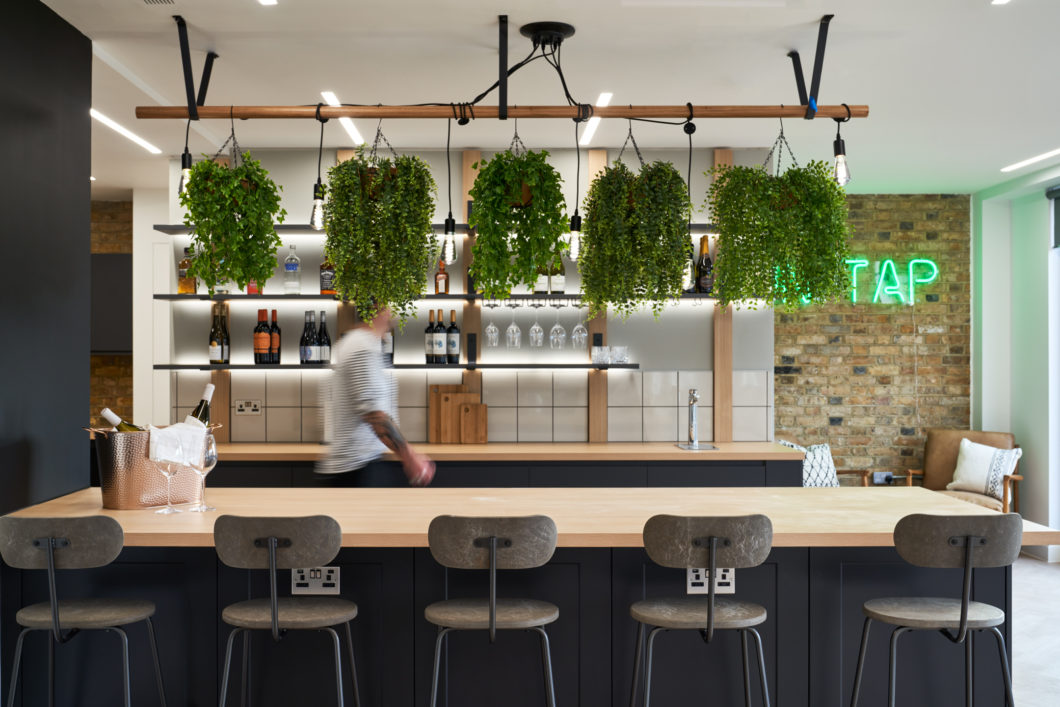 Office kitchen design idea for Modus Adyen