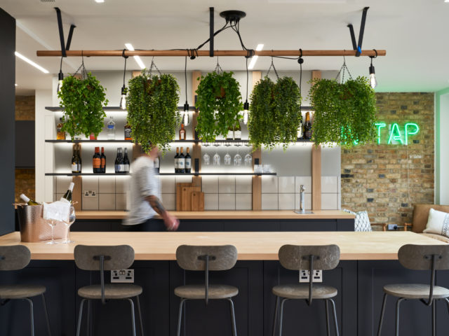 Office kitchen design idea for Modus Adyen